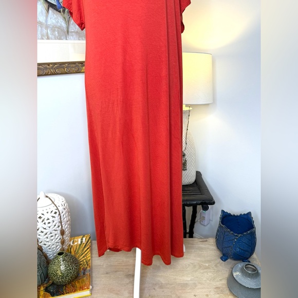 Iconic Luxe Aoricot Colored Long Dress Size XL - Picture 4 of 9